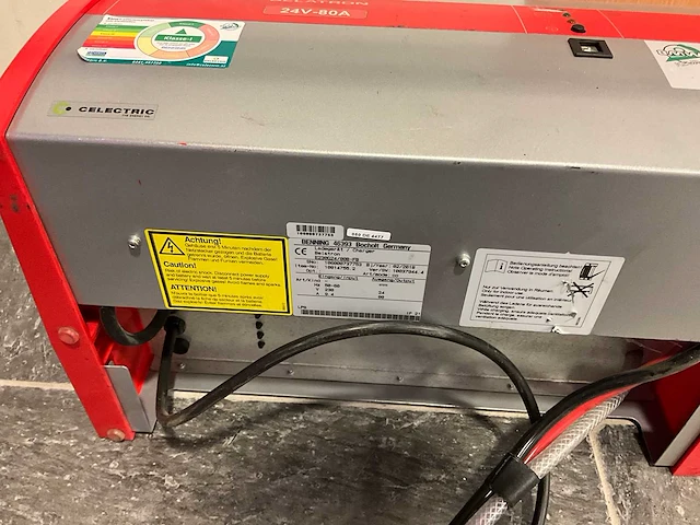 Belatron - 24v 80a - acculaders - 2018 - afbeelding 2 van  2