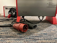 Belatron - 48v 85a - acculaders - 2016 - afbeelding 2 van  3