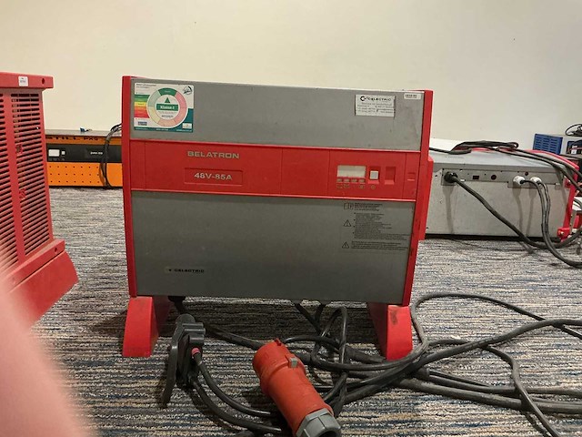 Belatron - 48v 85a - acculaders - 2016 - afbeelding 1 van  3