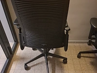 Belcel, jaloeziekasten en bureaustoelen - afbeelding 15 van  24