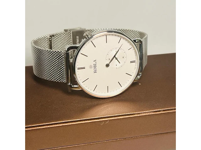Belgisch juweliershorloge - sharkmesh milanese model - afbeelding 1 van  5