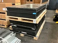Belinus partij diverse gedemonteerde zonnepanelen - afbeelding 1 van  7