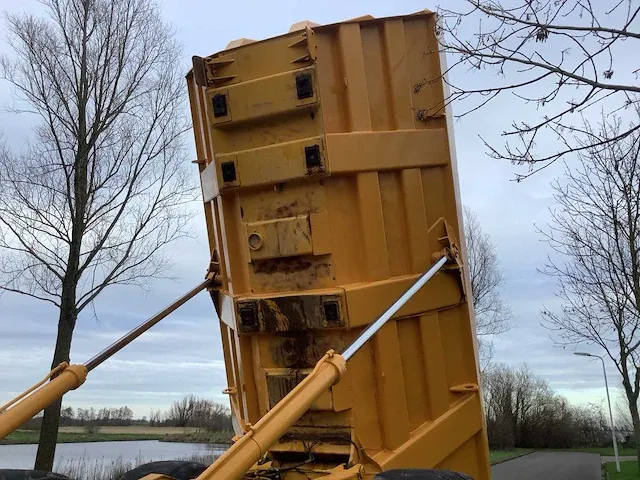 Bell b40c 6x6 dumper - afbeelding 5 van  23