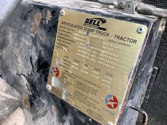 Bell b40c 6x6 dumper - afbeelding 16 van  23