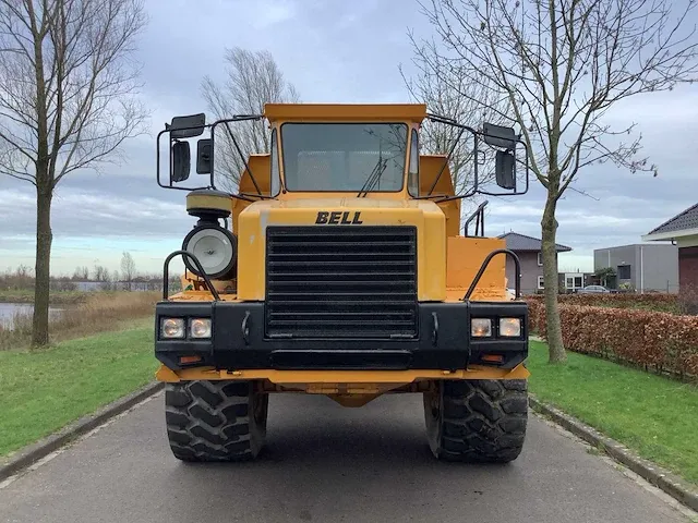 Bell b40c 6x6 dumper - afbeelding 12 van  23