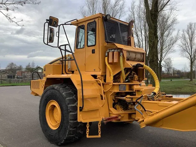 Bell b40c 6x6 dumper - afbeelding 23 van  23