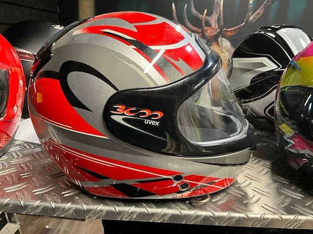 Bell / uvex / kiwi 300 motorhelm (3x) - afbeelding 6 van  10