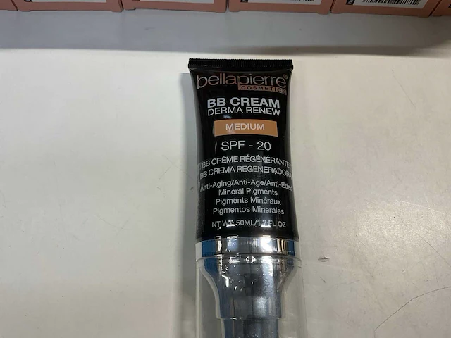 Bellapierre cosmetics derma renew bb cream medium (30x) - afbeelding 7 van  8