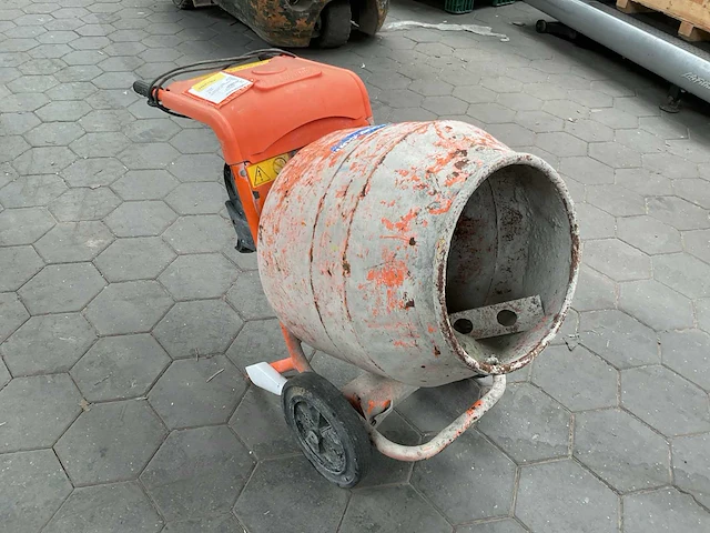 Belle minimix150 betonmolen - afbeelding 1 van  7