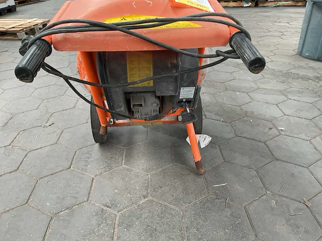 Belle minimix150 betonmolen - afbeelding 6 van  7