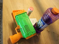 Bellenblaasmachine met bellenblaas. - afbeelding 2 van  2