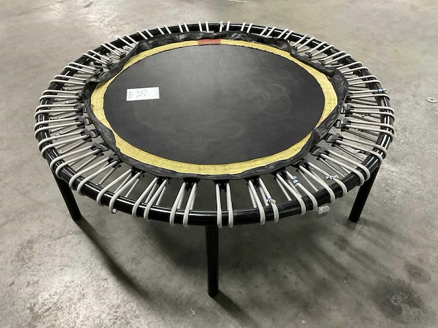 Bellicon trampoline - afbeelding 1 van  4