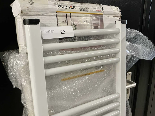 Belrad bw1400400 designradiator - afbeelding 2 van  4