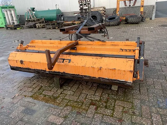 Bema - veegmachine - afbeelding 1 van  5