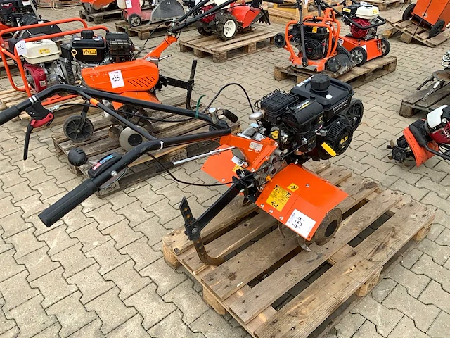 Benassi bl6000h grondfrees - afbeelding 1 van  9