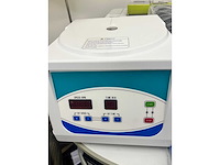 Benchtop low speed centrufuge - 2016 - td4 - centrifuge (18x) - afbeelding 2 van  7