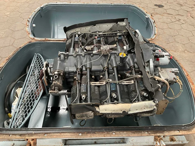 Bendix vliegtuigmotor - afbeelding 2 van  9