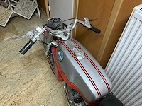 Benelli oldtimer motorfiets - afbeelding 9 van  9