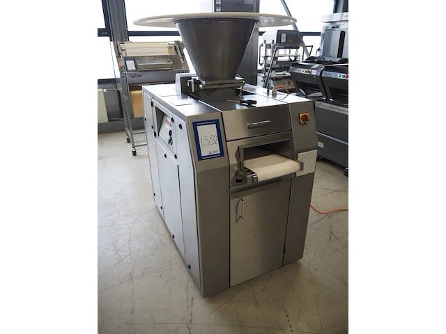 Benier - afbeelding 1 van  23