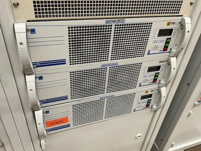 Benning 48 volt, 1000 ampère powersupply - afbeelding 11 van  12