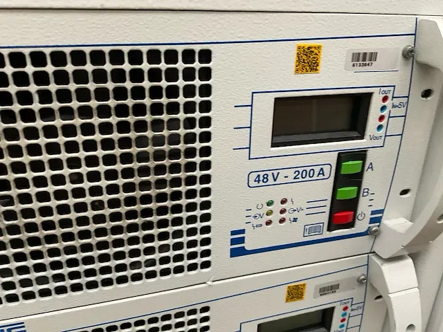 Benning 48 volt, 1000 ampère powersupply - afbeelding 9 van  12