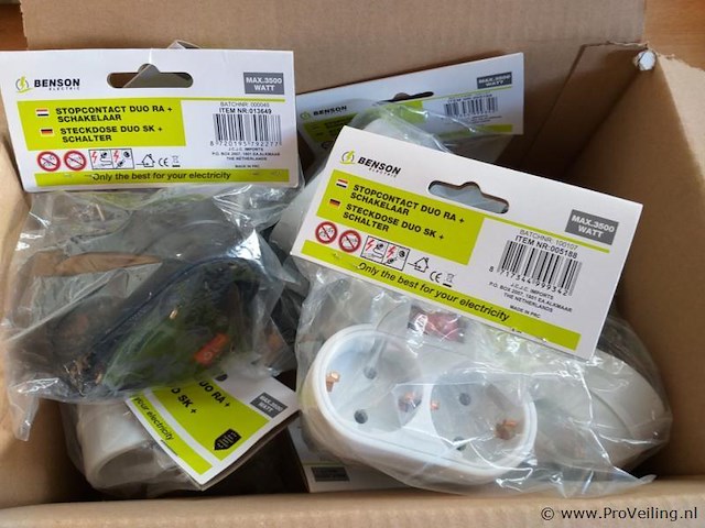 Benson - stopcontact duo ra + schakelaar - 10 x - afbeelding 1 van  3