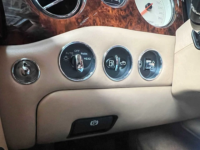 Bentley arnage r 6.75 v8 405pk 2003 youngtimer - afbeelding 19 van  35