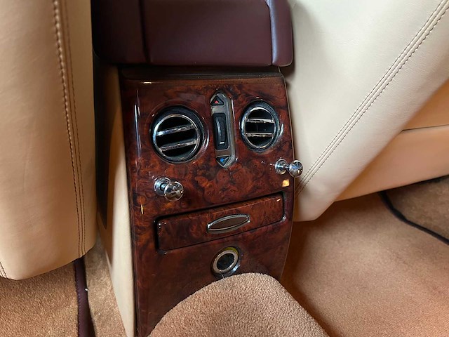 Bentley arnage r 6.75 v8 405pk 2003 youngtimer - afbeelding 21 van  35