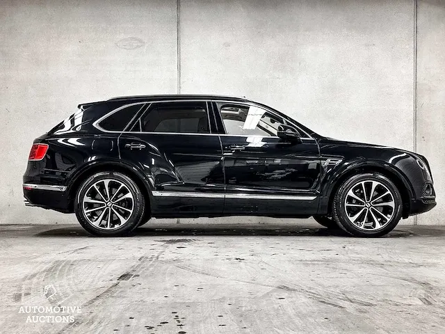 Bentley bentayga 4.0 v8 549pk 2019, p-417-rr - afbeelding 6 van  72