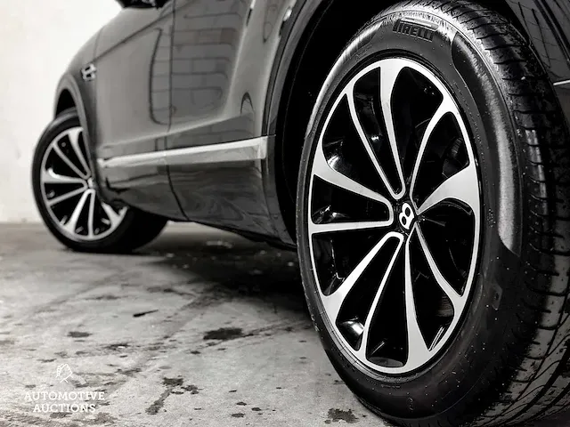 Bentley bentayga 4.0 v8 549pk 2019, p-417-rr - afbeelding 19 van  72