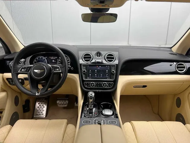 Bentley bentayga 4.0 v8 549pk 2019, p-417-rr - afbeelding 25 van  72