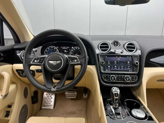 Bentley bentayga 4.0 v8 549pk 2019, p-417-rr - afbeelding 26 van  72