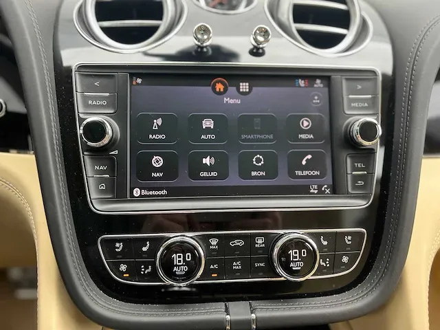 Bentley bentayga 4.0 v8 549pk 2019, p-417-rr - afbeelding 36 van  72