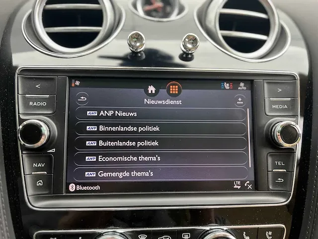 Bentley bentayga 4.0 v8 549pk 2019, p-417-rr - afbeelding 44 van  72