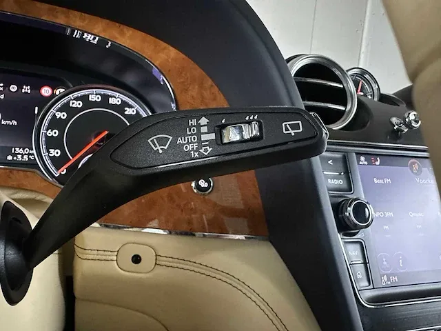 Bentley bentayga 6.0 w12 608pk 2016, h-019-fx - afbeelding 38 van  70