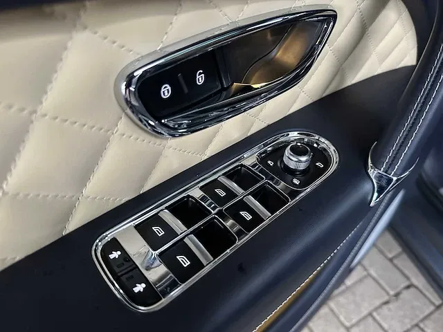 Bentley bentayga 6.0 w12 608pk 2016, h-019-fx - afbeelding 43 van  70