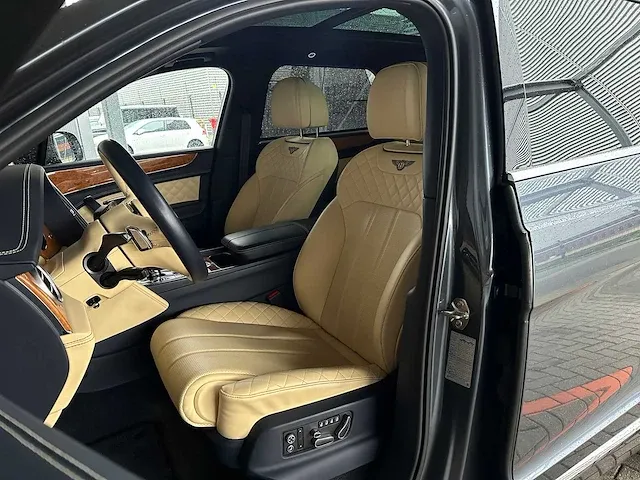Bentley bentayga 6.0 w12 608pk 2016, h-019-fx - afbeelding 58 van  70