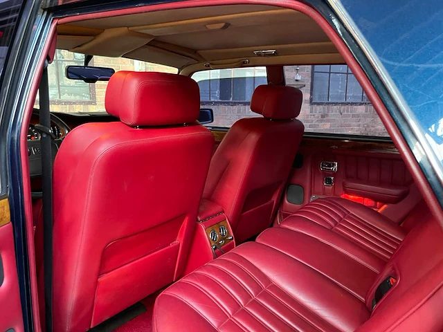 Bentley brooklands 6.75 v8 245pk 1996 -youngtimer- - afbeelding 22 van  37