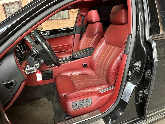 Bentley continental flying spur 6.0 w12 525pk 2006 youngtimer - afbeelding 39 van  44