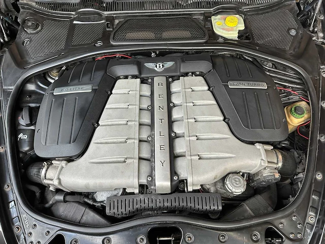 Bentley continental flying spur 6.0 w12 525pk 2006 youngtimer - afbeelding 43 van  44