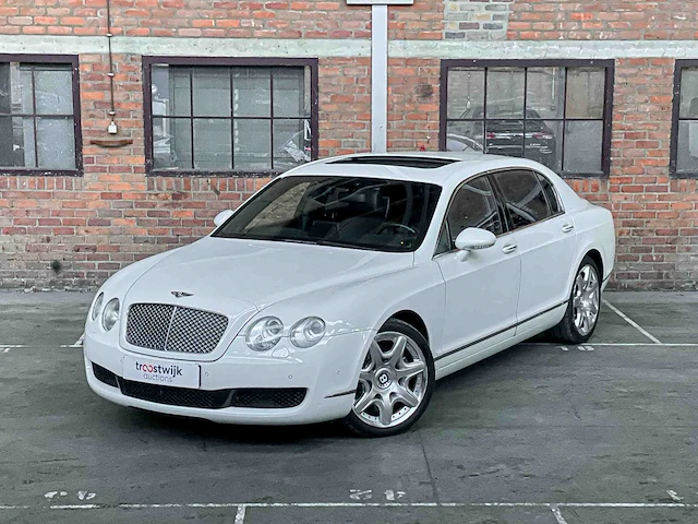 Bentley continental flying spur 6.0 w12 525pk 2007 youngtimer - afbeelding 23 van  45