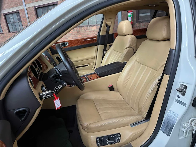 Bentley continental flying spur 6.0 w12 525pk 2007 youngtimer - afbeelding 33 van  45