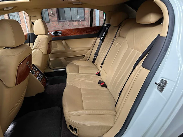 Bentley continental flying spur 6.0 w12 525pk 2007 youngtimer - afbeelding 35 van  45