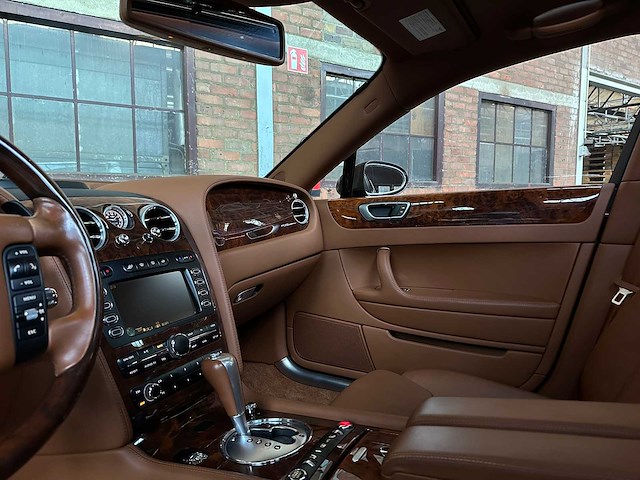 Bentley continental flying spur 6.0 w12 525pk 2008 youngtimer - afbeelding 13 van  44
