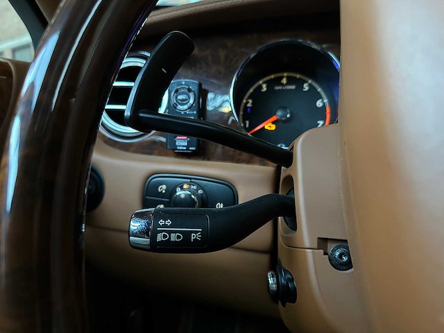 Bentley continental flying spur 6.0 w12 525pk 2008 youngtimer - afbeelding 17 van  44