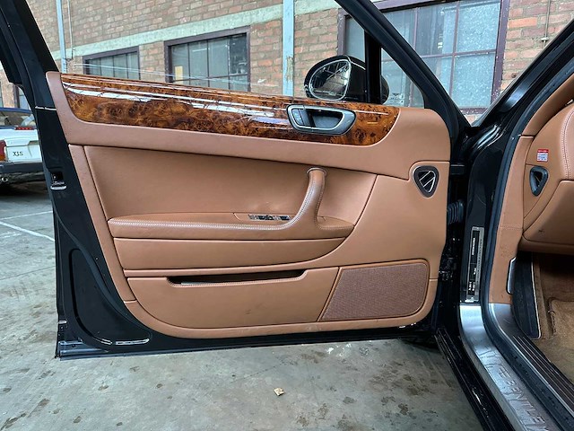 Bentley continental flying spur 6.0 w12 525pk 2008 youngtimer - afbeelding 24 van  44