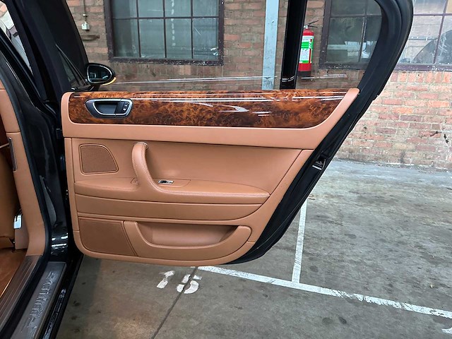 Bentley continental flying spur 6.0 w12 525pk 2008 youngtimer - afbeelding 32 van  44