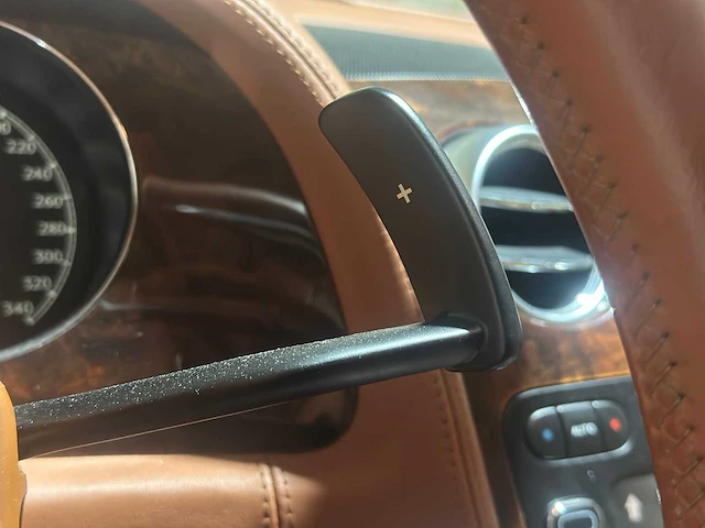 Bentley continental gt 6.0 w12 560pk 2004, nl-kenteken youngtimer - afbeelding 26 van  45