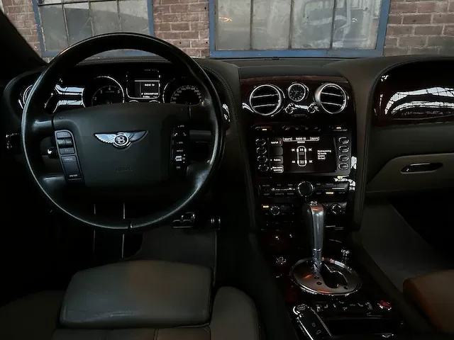 Bentley continental gt 6.0 w12 560pk 2005 -orig. nl-, 51-rl-ld -youngtimer- - afbeelding 16 van  41