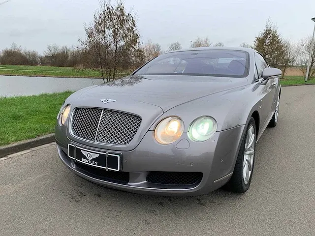 Bentley continental gt 6.0 w12 youngtimer 4322 - afbeelding 1 van  25